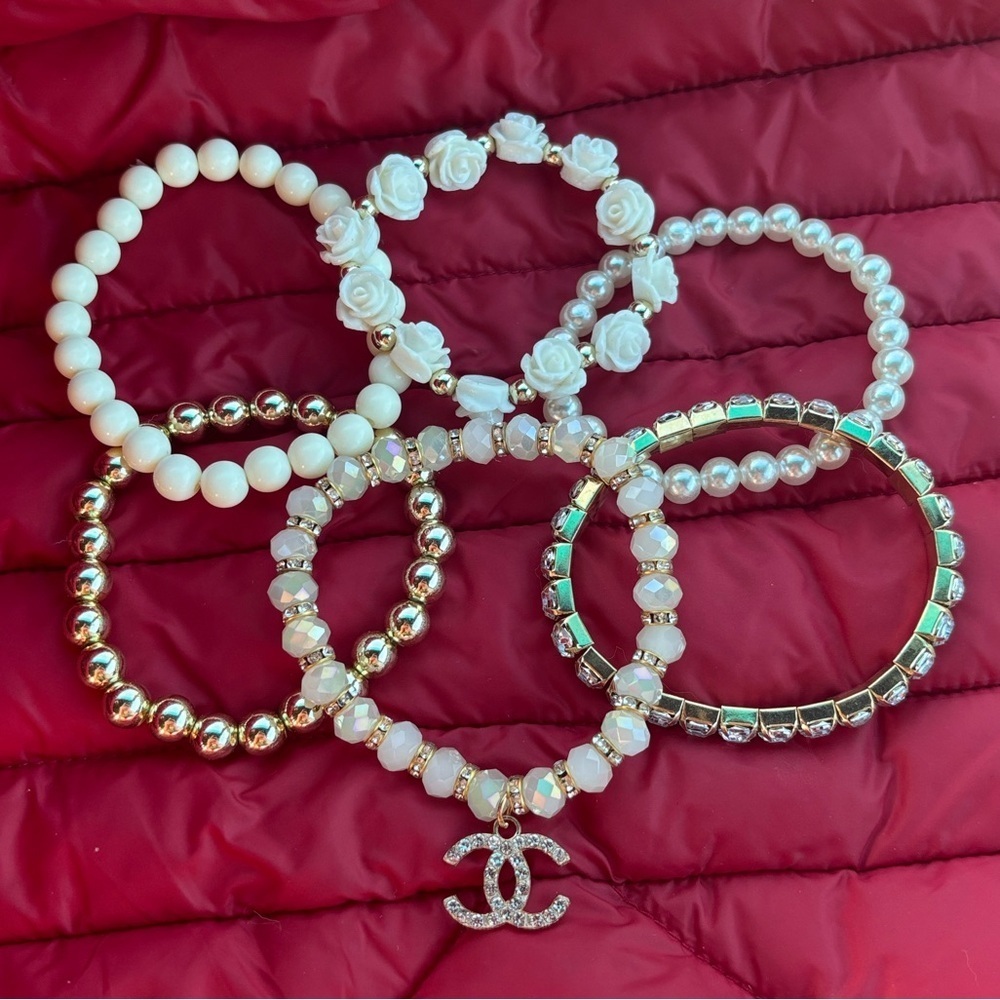 Set of 6 Beaded Stretch Bracelets Pearl Cream Gold Tone Rhinestone Luxury Charm